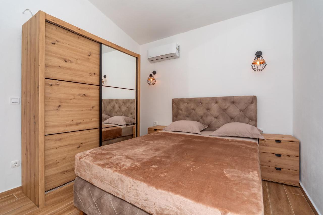 Apartman Sara Bar Exteriér fotografie