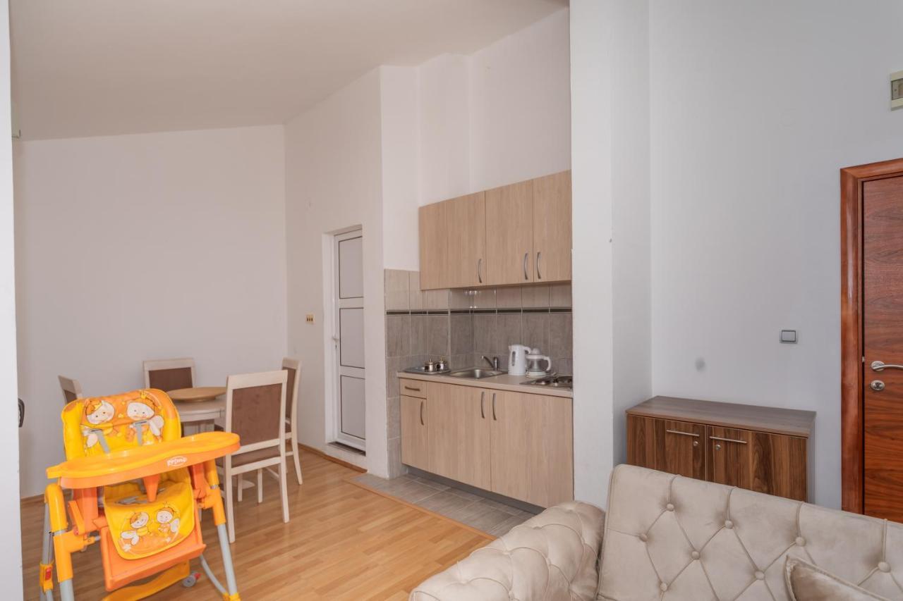 Apartman Sara Bar Exteriér fotografie