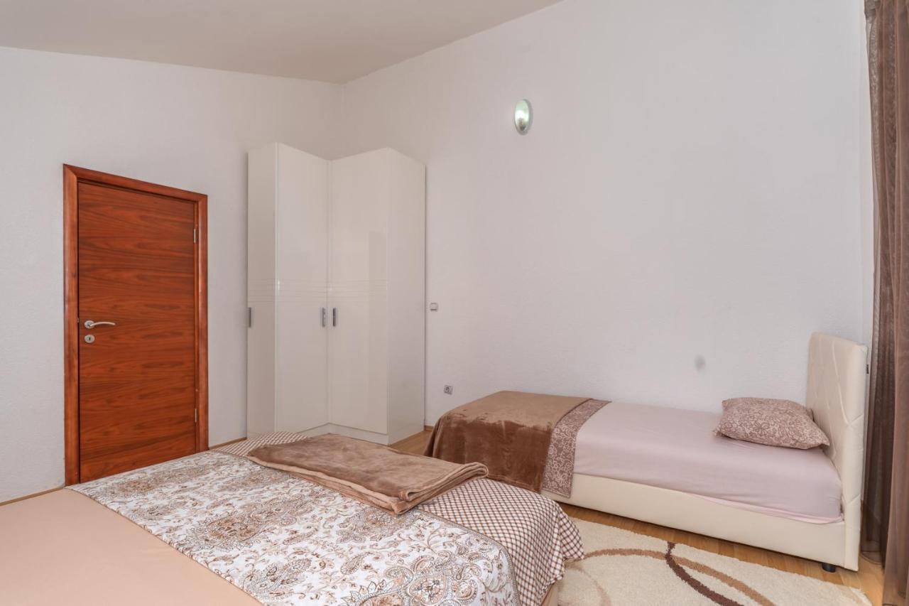 Apartman Sara Bar Exteriér fotografie