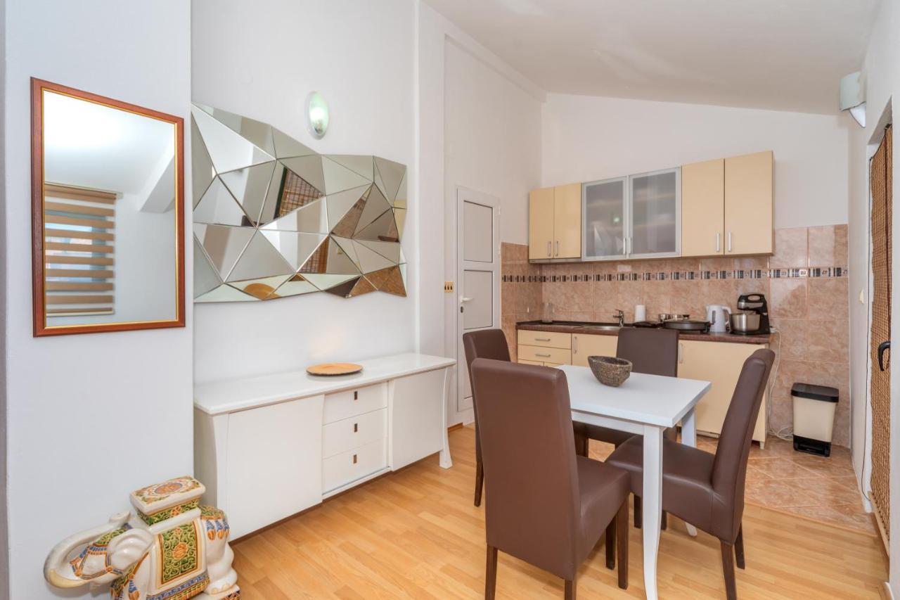 Apartman Sara Bar Exteriér fotografie