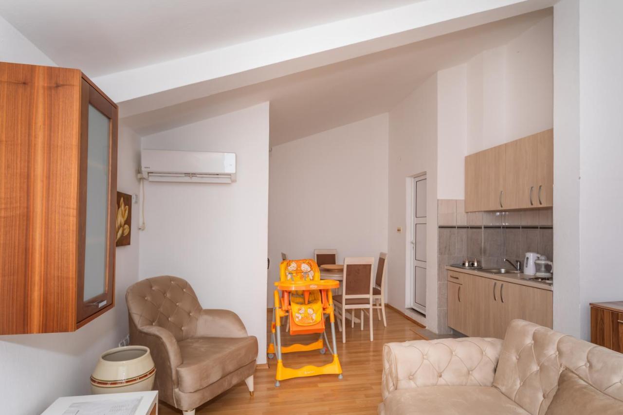 Apartman Sara Bar Exteriér fotografie
