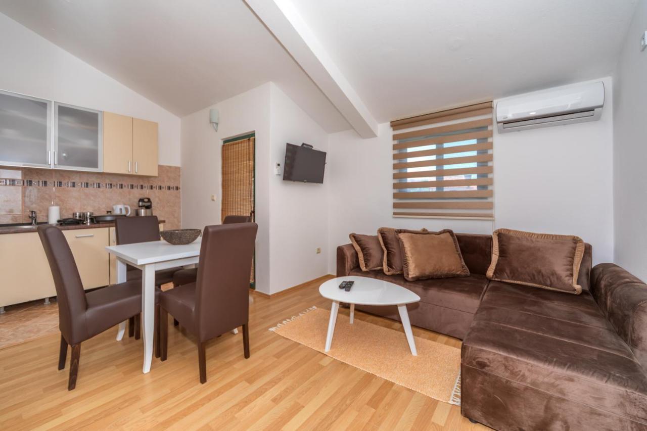 Apartman Sara Bar Exteriér fotografie